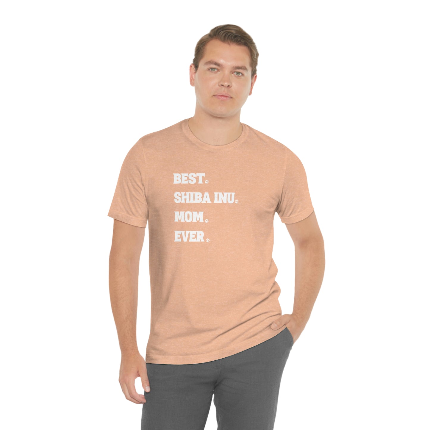 Best Shiba Inu Mom Ever T-Shirt with Minimalistic Font Design - A Comfortable Favorite