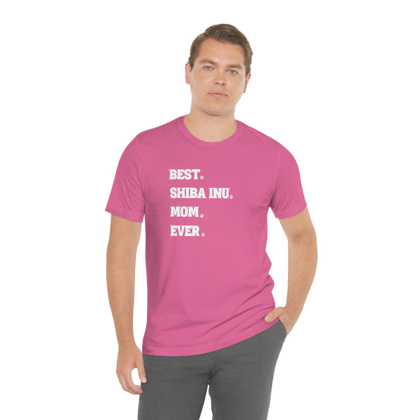 Best Shiba Inu Mom Ever T-Shirt with Minimalistic Font Design - A Comfortable Favorite